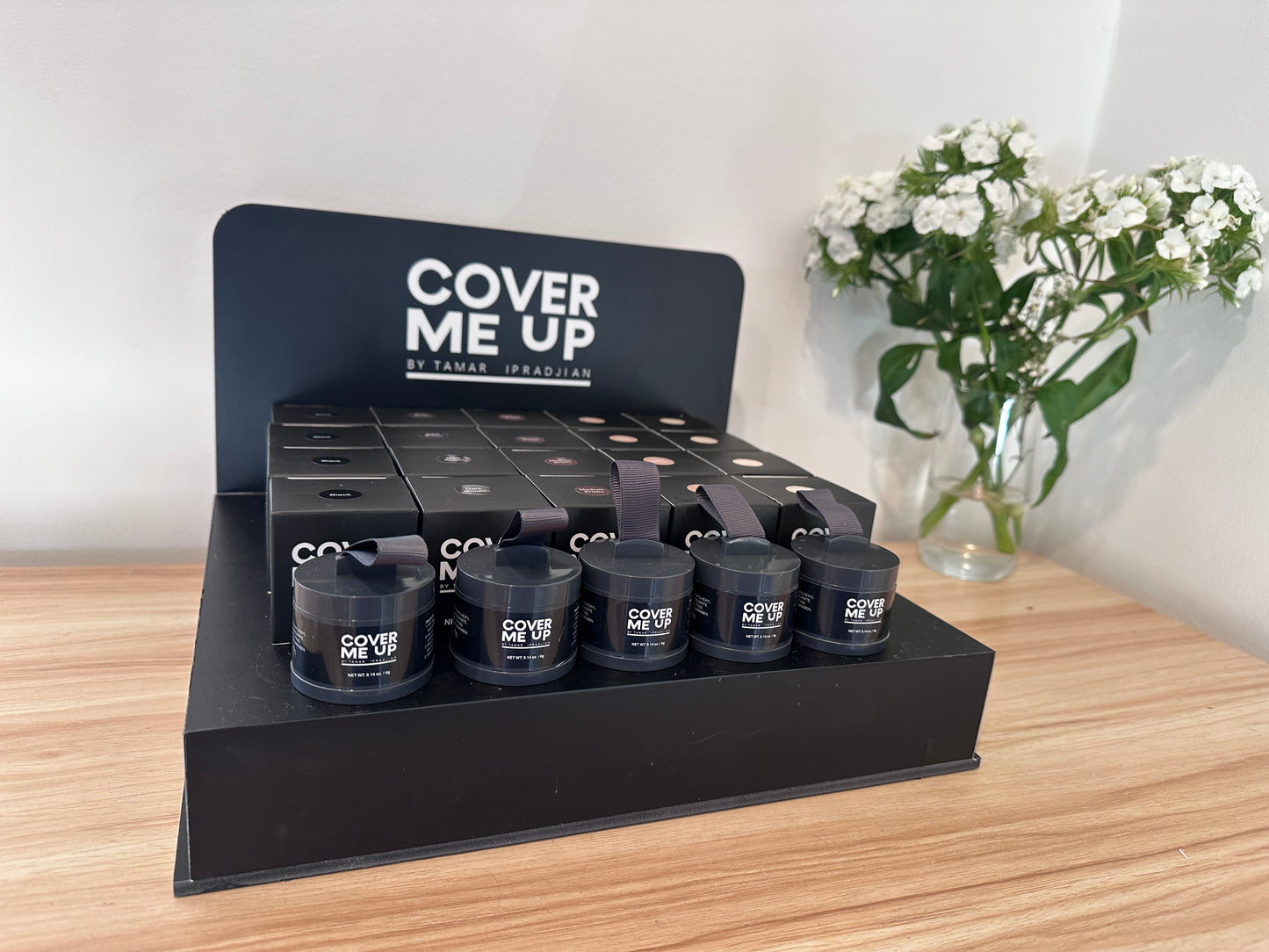 “Professional wholesale haircare product to cover grey hair instantly — perfect for salons and hairstylists looking for high-quality grey coverage solutions.”